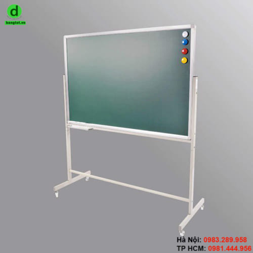 Khung bảng được làm bảng nhôm chắc chắn, bốn góc được bịt nhựa