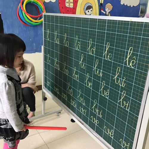 Bảng mẫu giáo 2 mặt