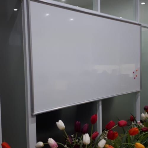Bảng từ trắng cố định treo tường