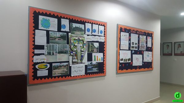 Lắp đặt bảng ghim trang trí cho trường Vinschool