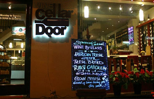 Bảng menu huỳnh quang