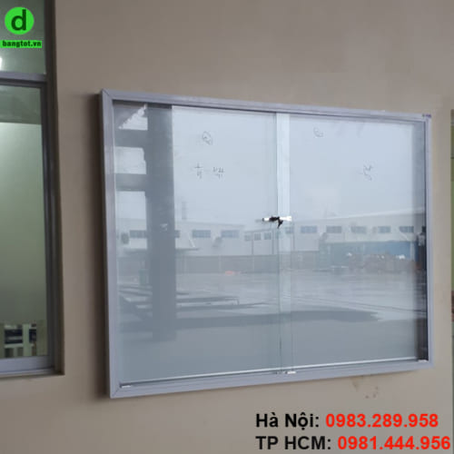 Bảng thông tin treo tường