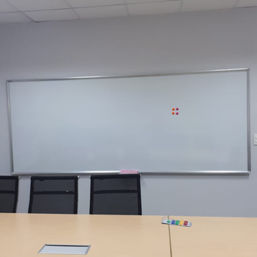 Bảng từ trắng treo tường