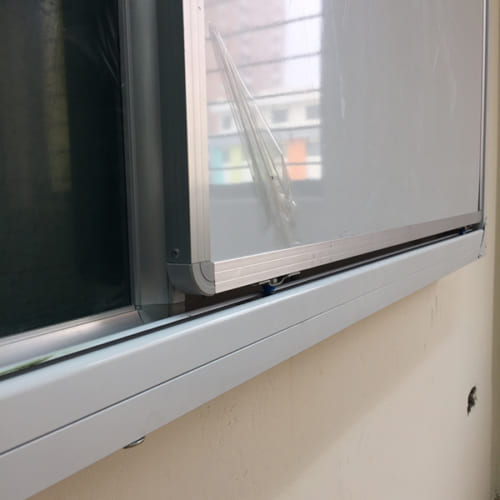 Ray trượt của bảng trượt ngang