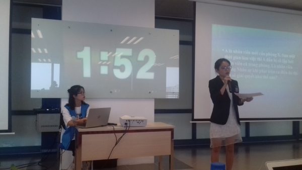 Lắp bảng kính cường lực