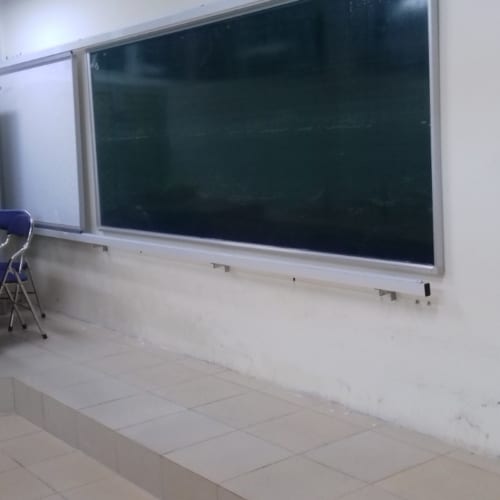 Bảng trượt ngang