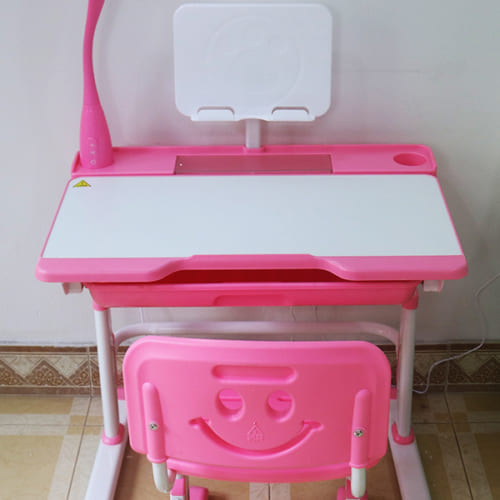 Bàn ghế chống gù chống cận