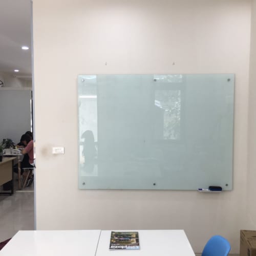 Bảng kính văn phòng giá rẻ
