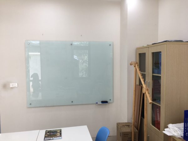 Bảng kính văn phòng Hưng Yên