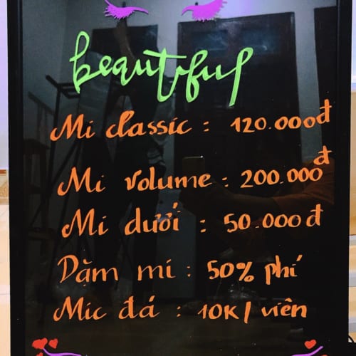 Vẽ bảng dạ quang tiệm nối mi