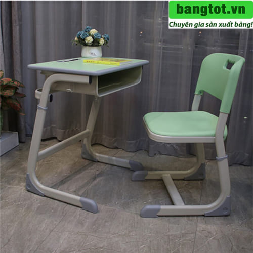 Bàn ghế giá rẻ