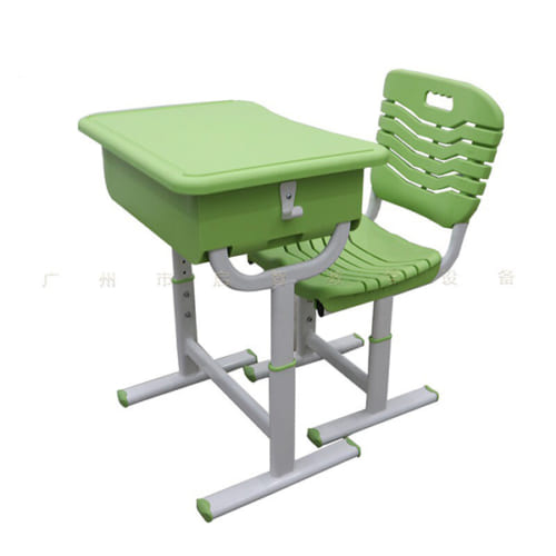 Bàn ghế chống cận cho học sinh