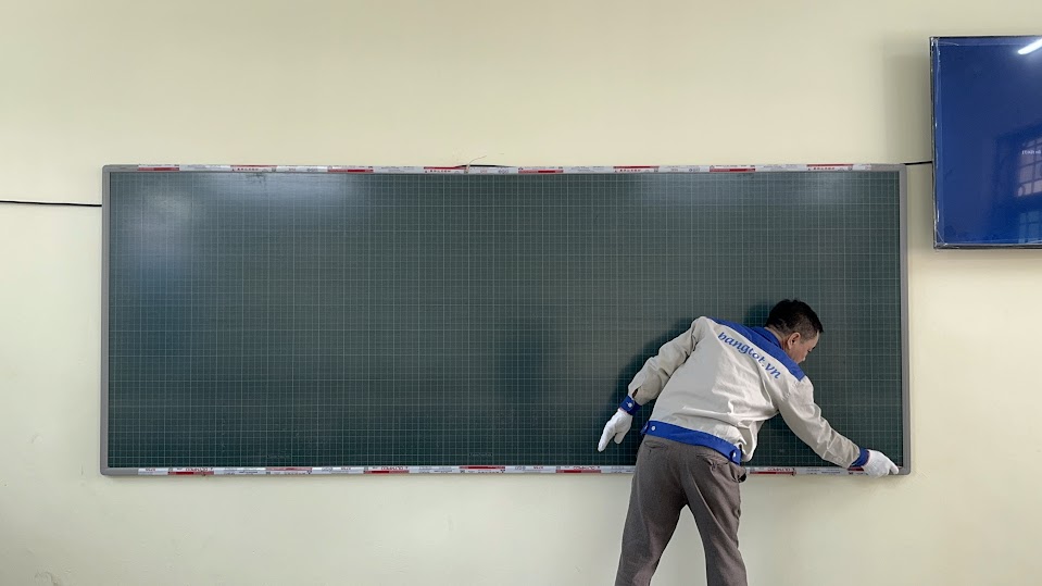 Bảng từ xanh chống lóa - bảo vệ đôi mắt trẻ