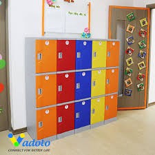 Tủ đựng tư trang, đồ dùng lớp học