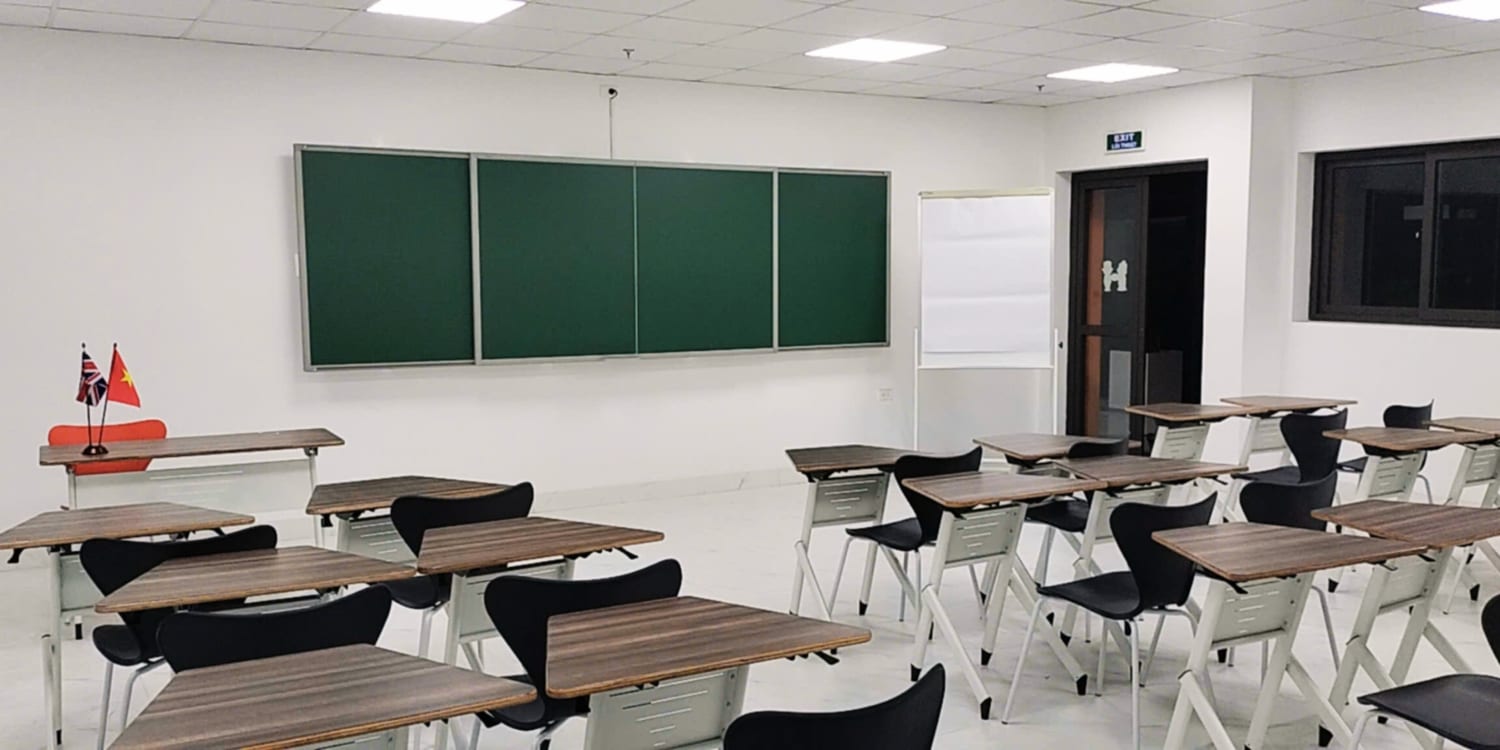 Thiết bị học tập cho quý trường học