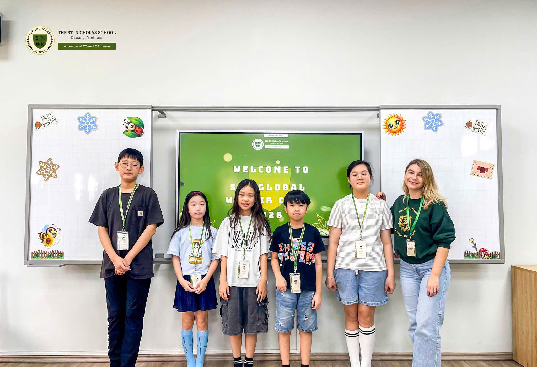 Bảng tốt lắp đặt bảng dạy học tại Nicholas School - ngôi trường đẳng cấp quốc tế