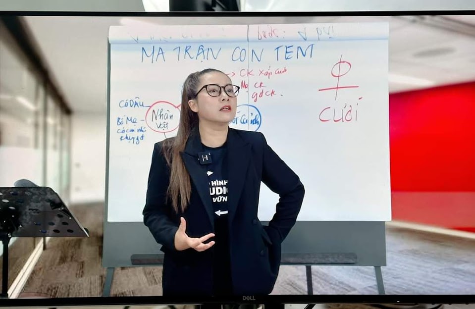 Bảng flipchart hỗ trợ buổi đào tạo thành công