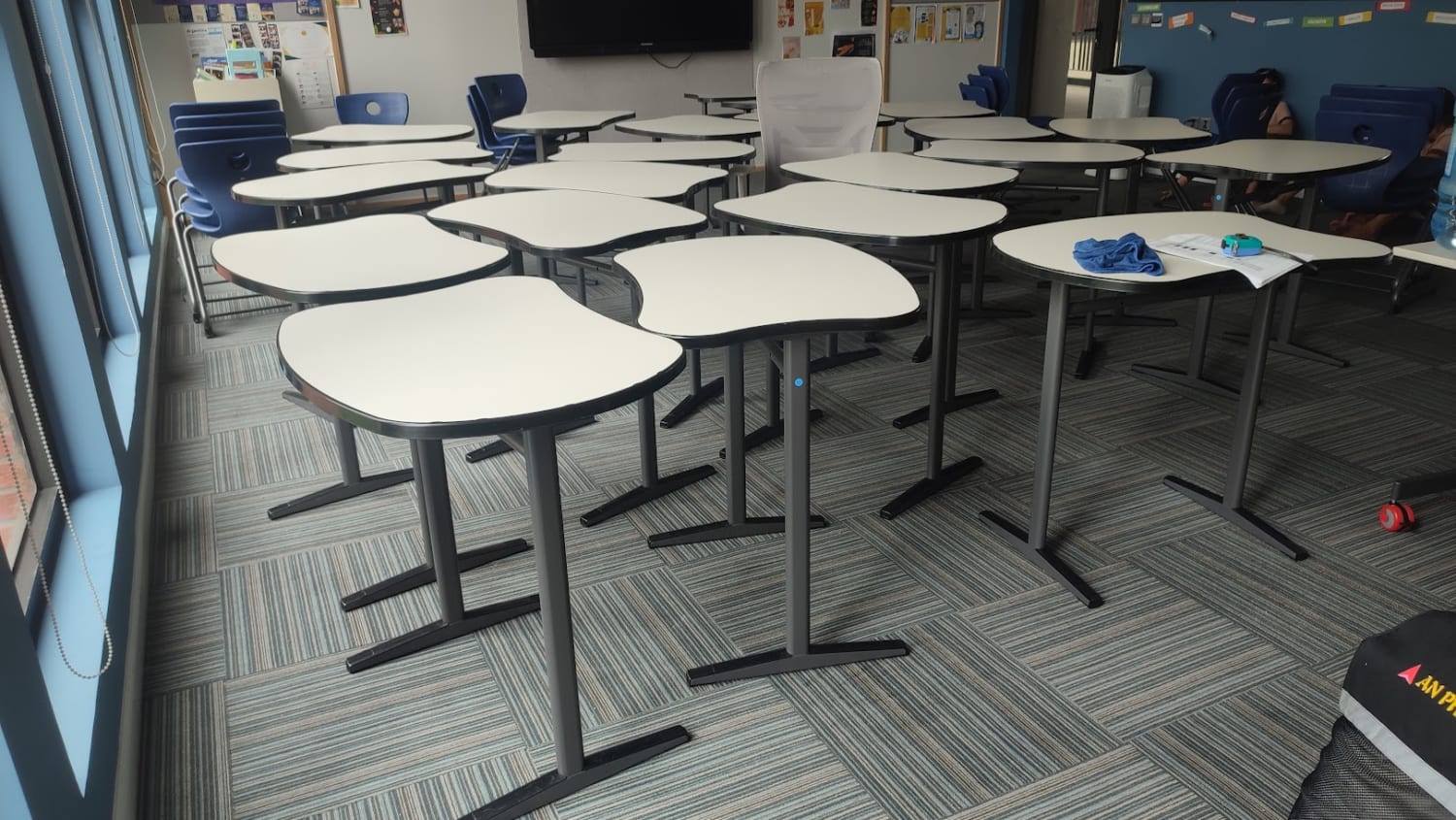 Trang bị bàn ghế học sinh cho quý trường Quốc Tế Gia Lâm