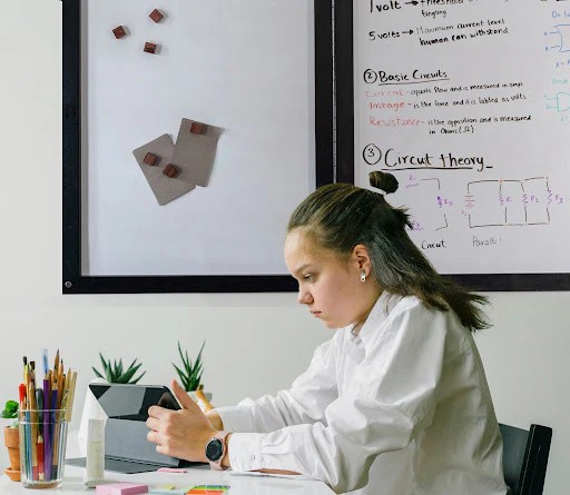 Ba mẹ rèn luyện để con cái trở nên giỏi giang